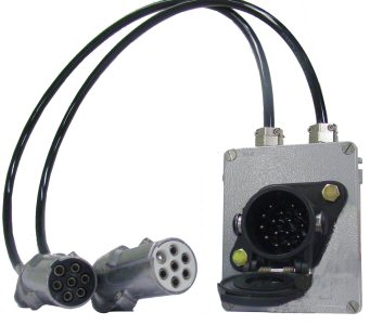 ADAPTERI 15-NAP,RASIA+2x7-NAP, PISTOKE N+S